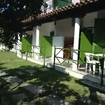 Yiannis Pensionat 3*
