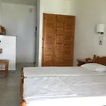 Yiannis Pensionat 3*