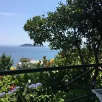 Yiannis 3* Megali Ammos (Skiathos)
