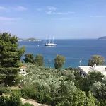 Yiannis 3* Megali Ammos (Skiathos)