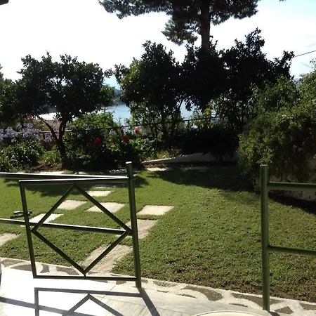 Guest house Yiannis (adults Only)