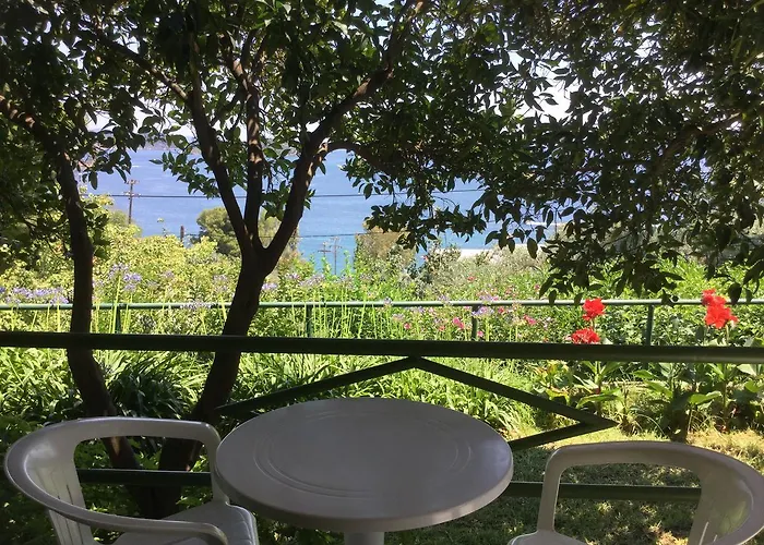 Yiannis (adults Only) 3* Megali Ammos (Skiathos)