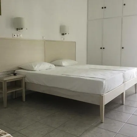 Yiannis (adults Only) بيت ضيافة *