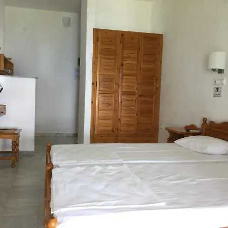 Yiannis (adults Only) بيت ضيافة *